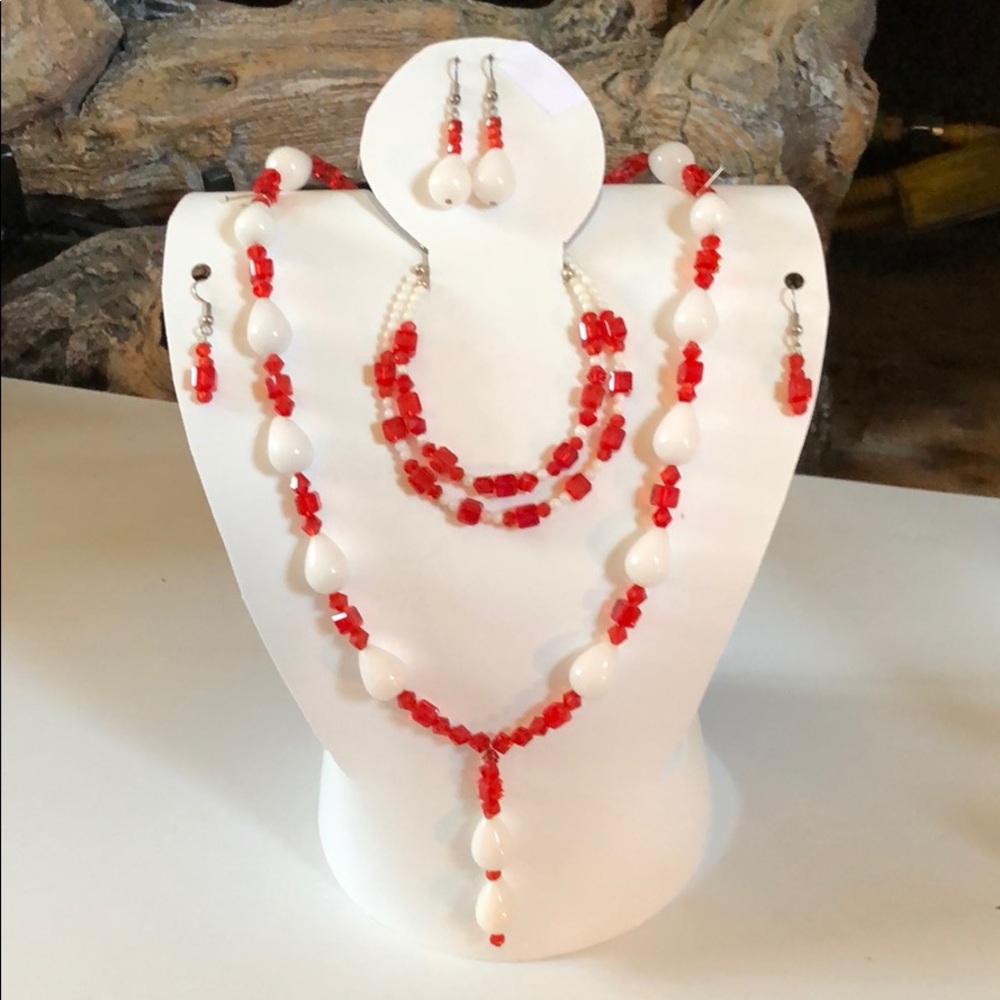 Beautiful! 5 Piece Jewelry Set
